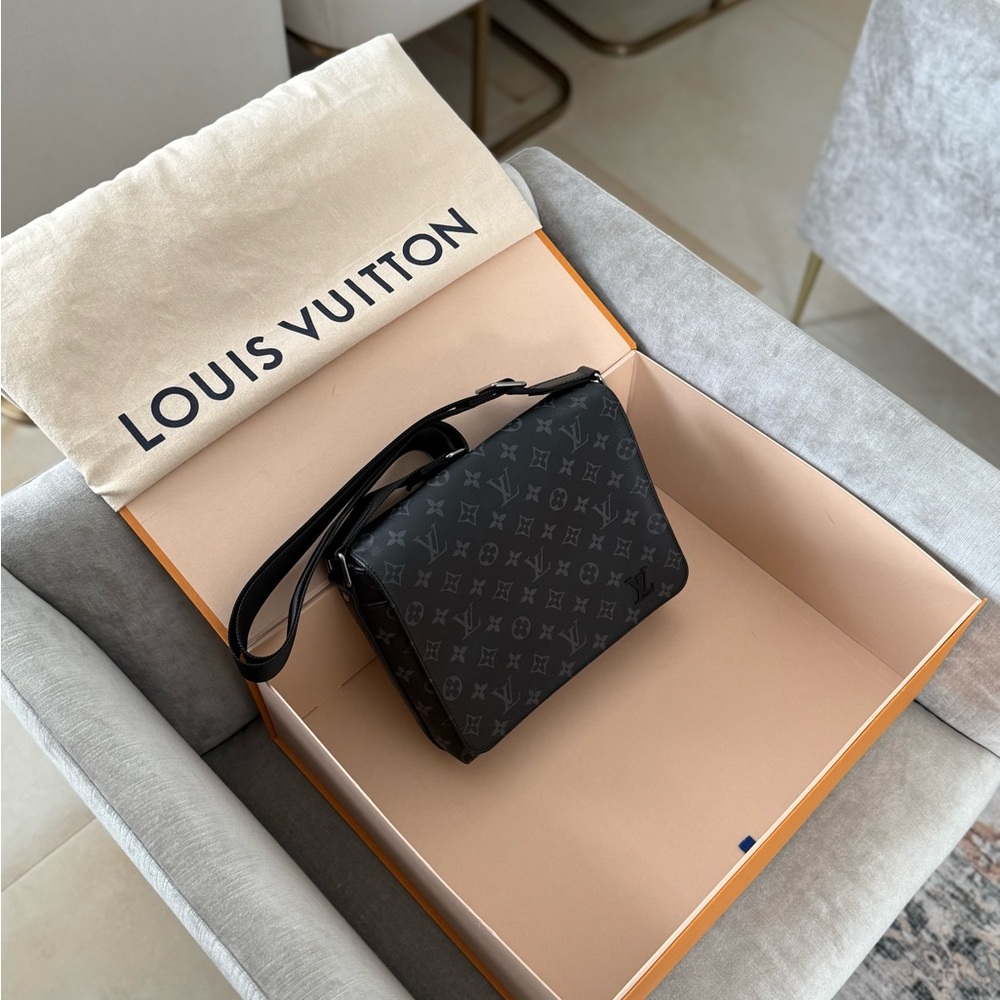 Louis Vuitton Black Monogram Shoulder Bag